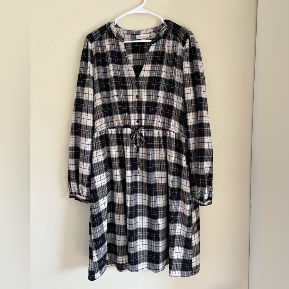 Knox Rose Black and White Plaid Midi Dress